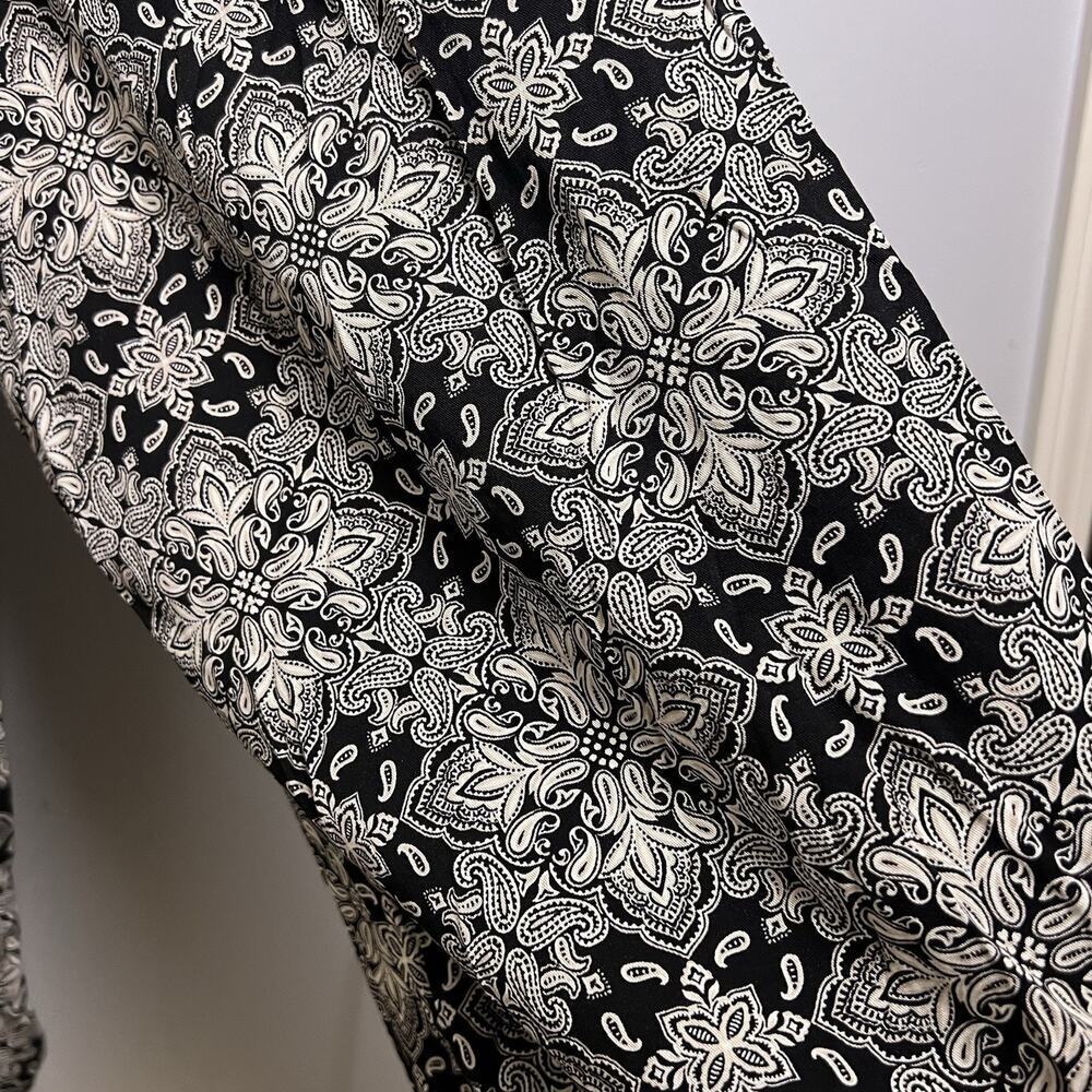 NWT Torrid Tie Front Culotte Jumpsuit black geometric print Pocket Plus Sz 1X - Picture 8 of 16